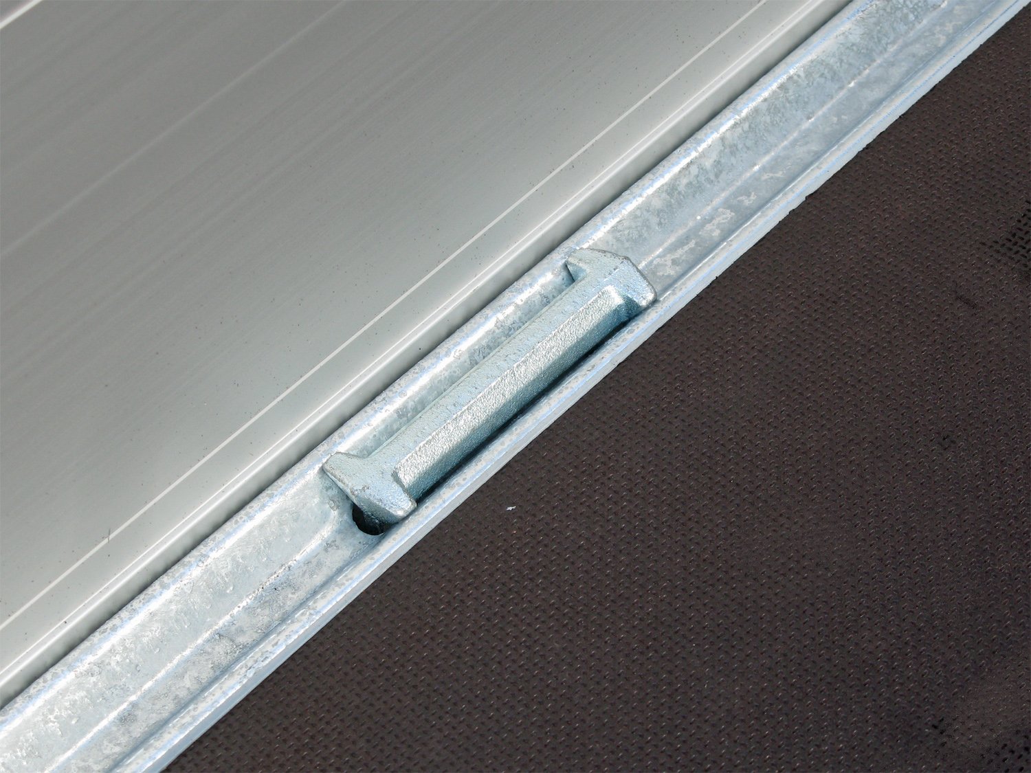 Hapert Azure H-2 – 3000 – 3350 x 1800 Multi Niedriges Fahrwerk – Auffahrpaket