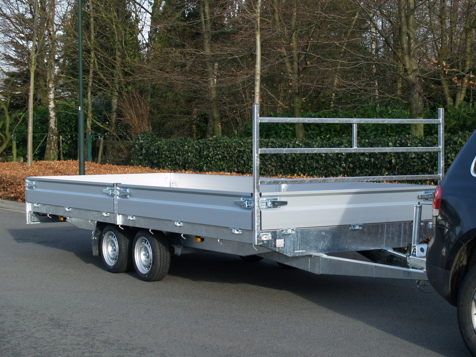 Hapert Azure H-2 – 3000 – 4550 x 1800 185 R 14 C – Mittelrungen