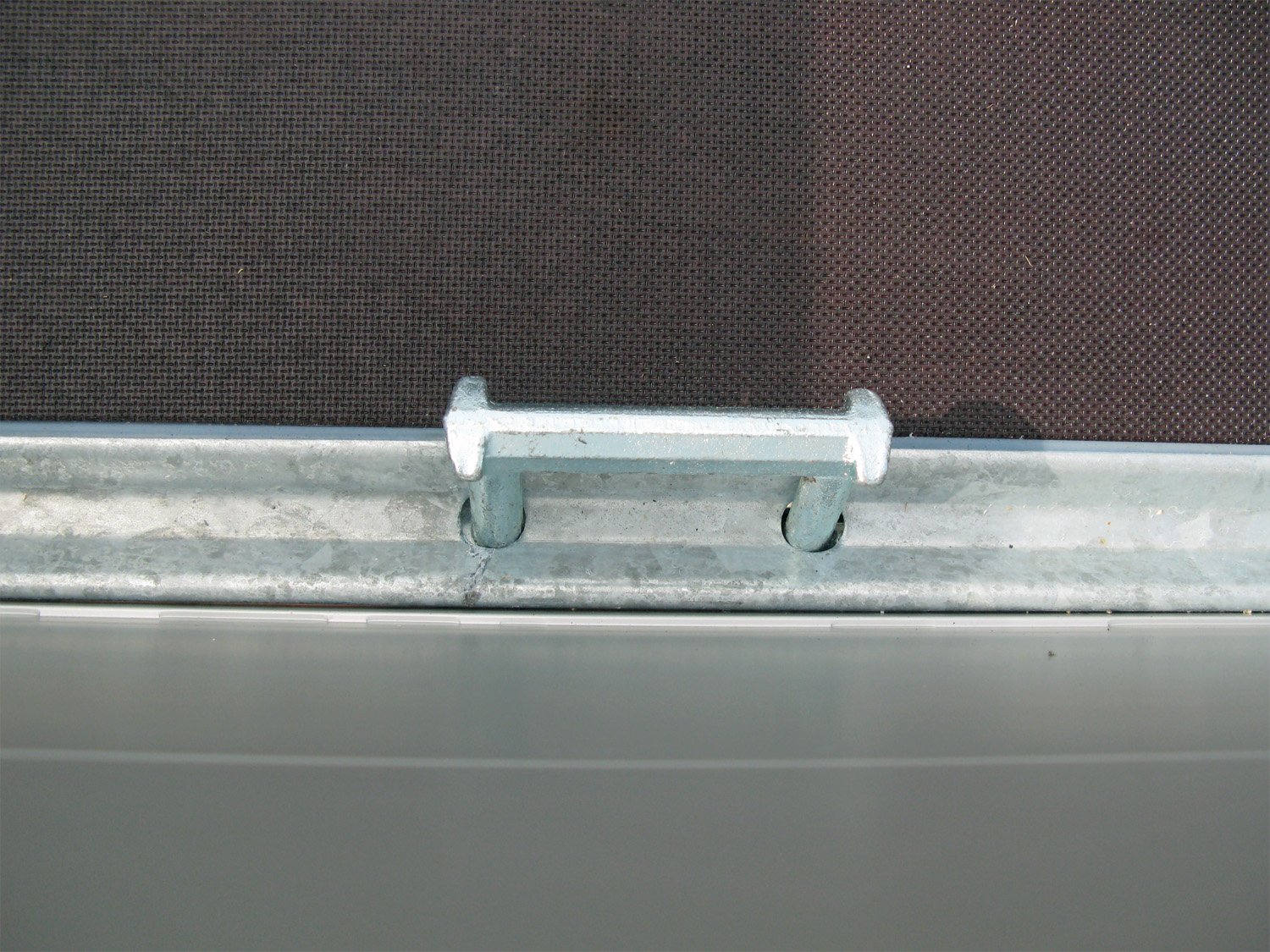 Hapert Azure H-3 – 3500 – 4550 x 2400 3 Achser – Parabelfederung