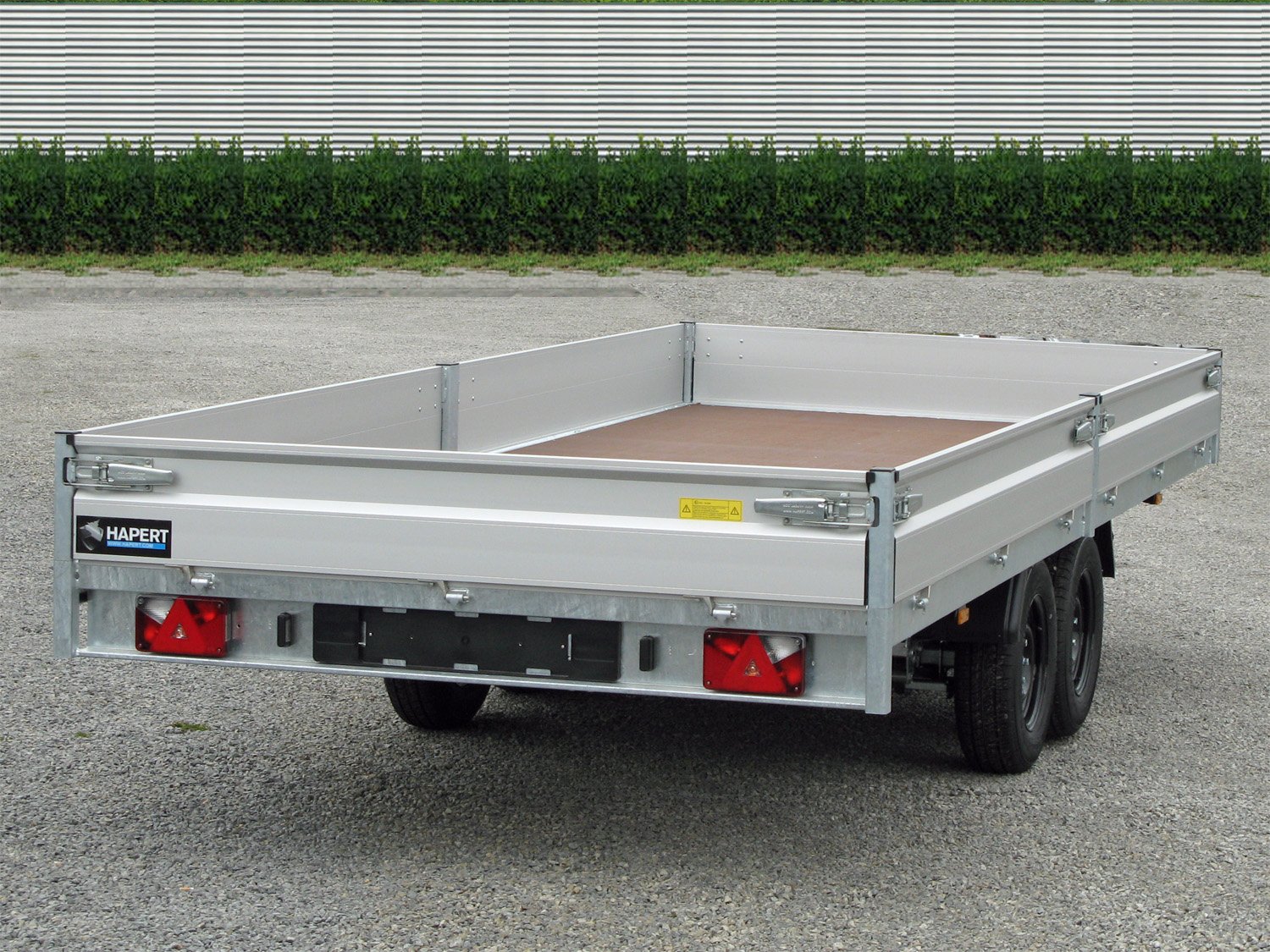 Hapert Azure H-2 – 3500 – 6050 x 2000 Parabelfederung – 100 km/h