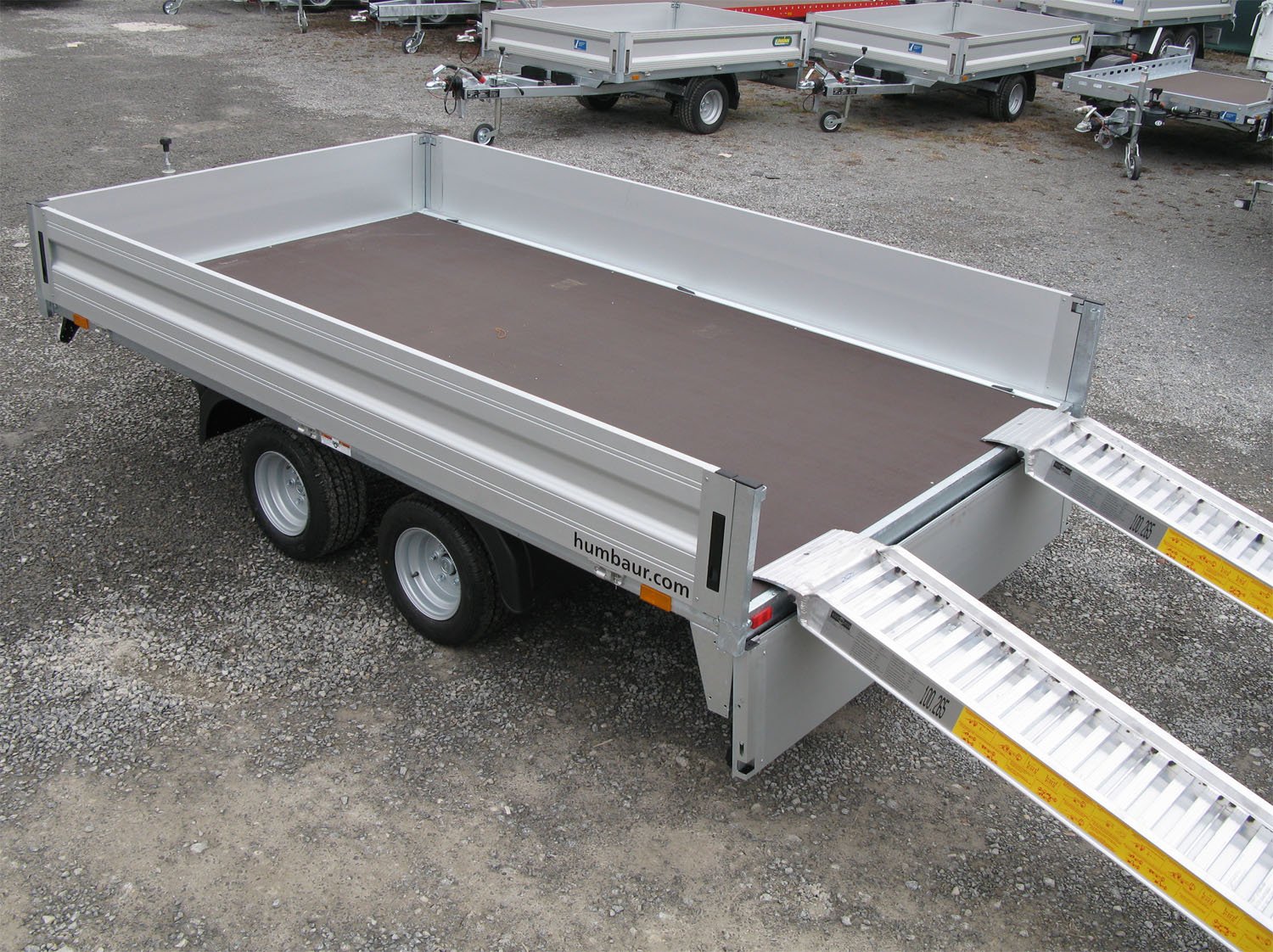 Humbaur HN253118 Alurampen – 10 Anbindebügel